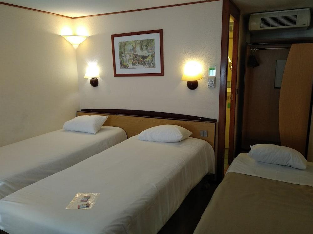 Kyriad Direct Marseille Est La Valentine Ла-Пен-сюр-Ювон Экстерьер фото