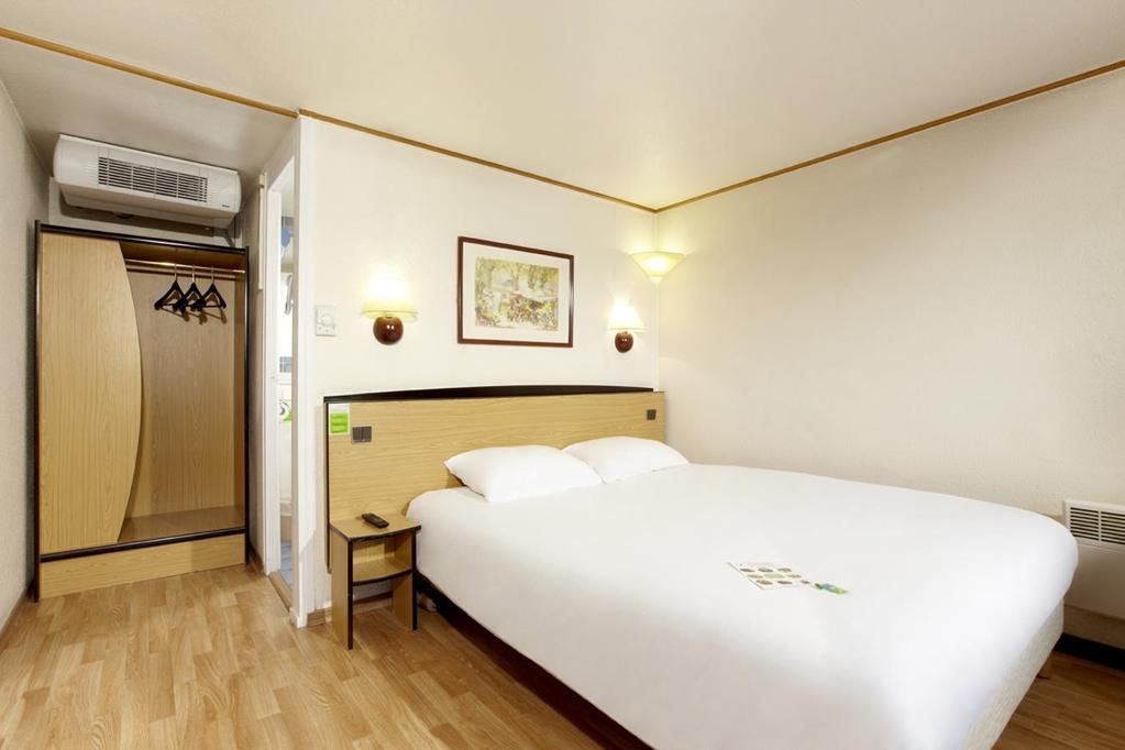 Kyriad Direct Marseille Est La Valentine Ла-Пен-сюр-Ювон Экстерьер фото