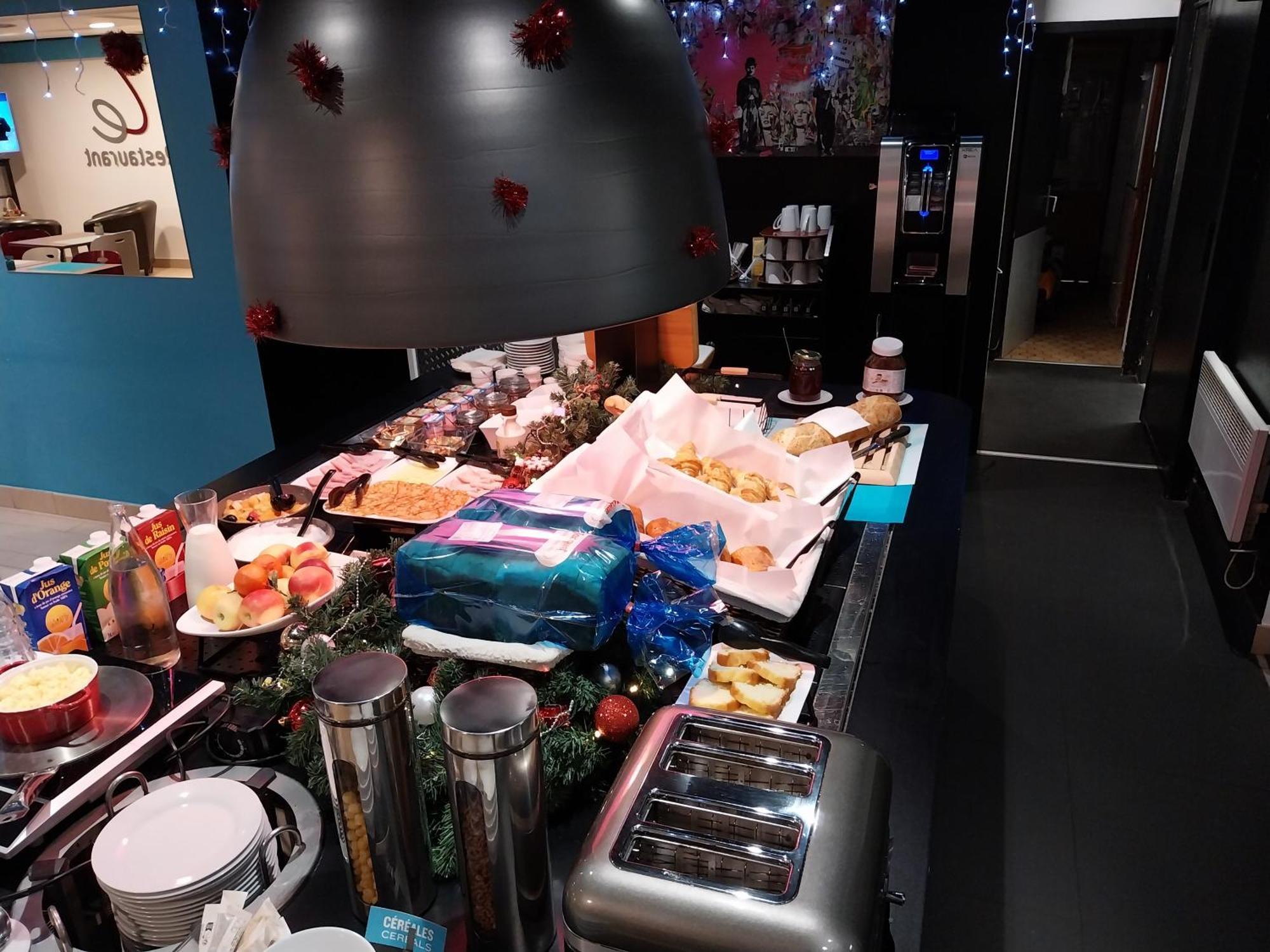 Kyriad Direct Marseille Est La Valentine Ла-Пен-сюр-Ювон Экстерьер фото