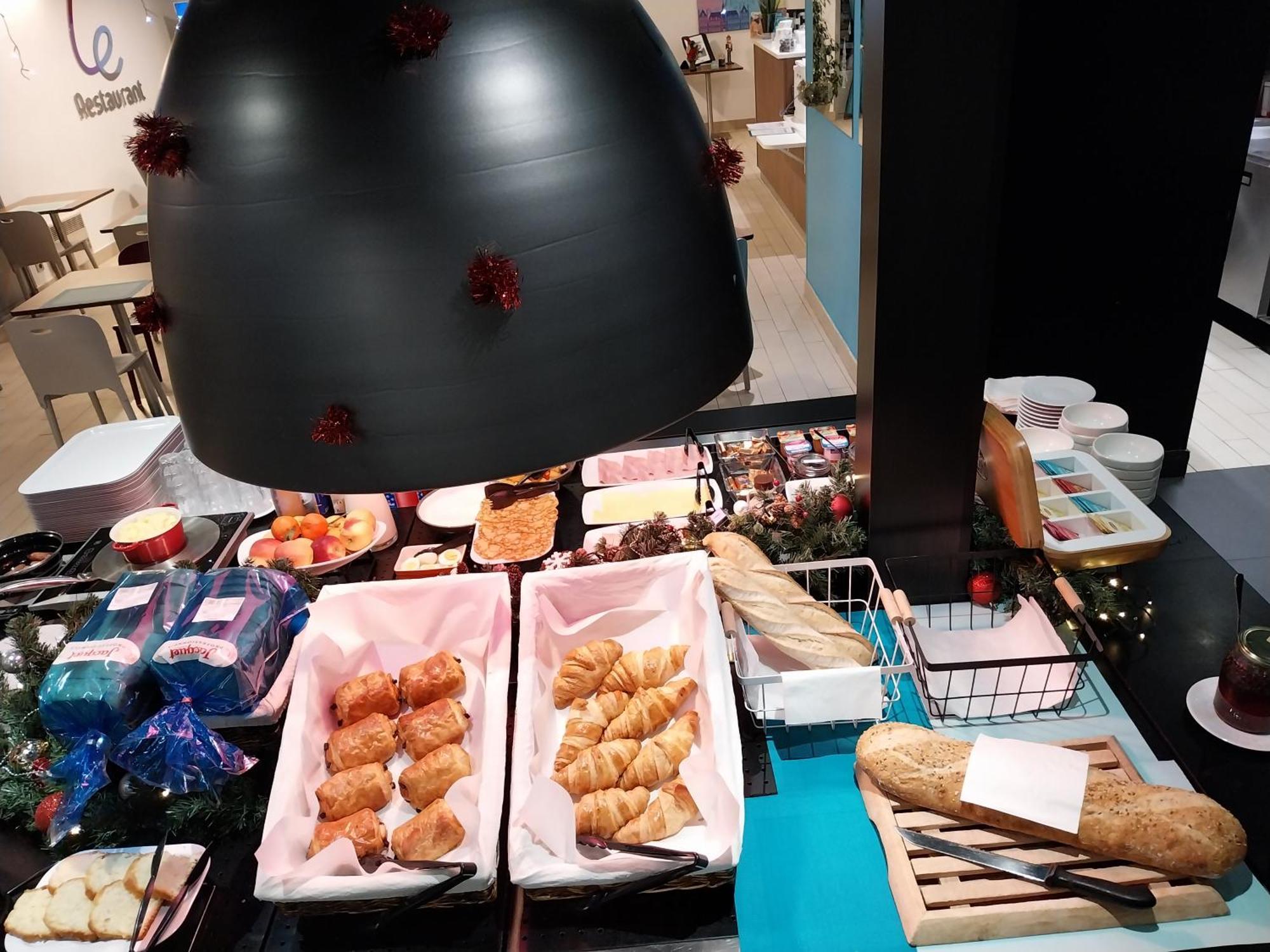 Kyriad Direct Marseille Est La Valentine Ла-Пен-сюр-Ювон Экстерьер фото