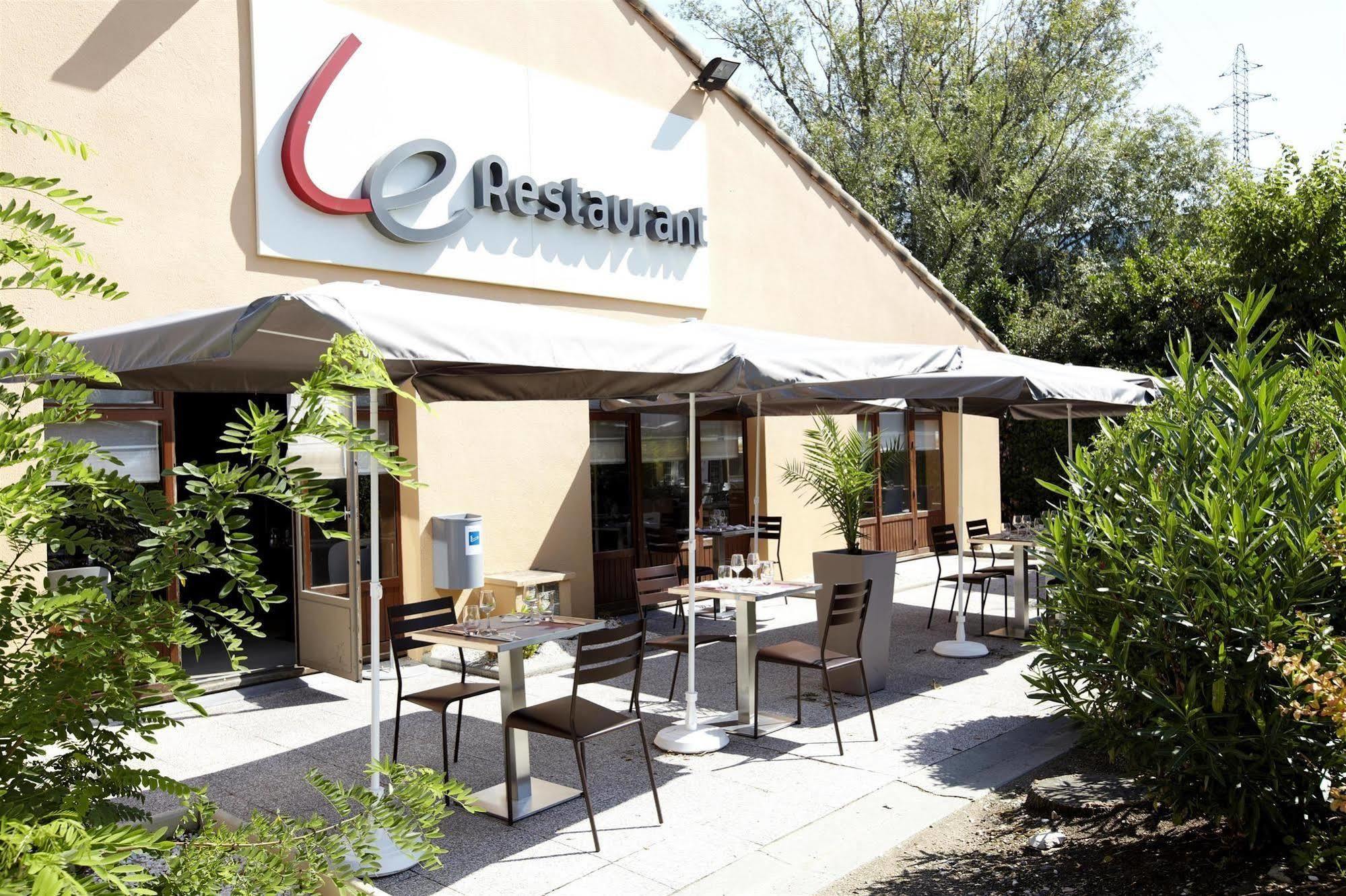 Kyriad Direct Marseille Est La Valentine Ла-Пен-сюр-Ювон Экстерьер фото